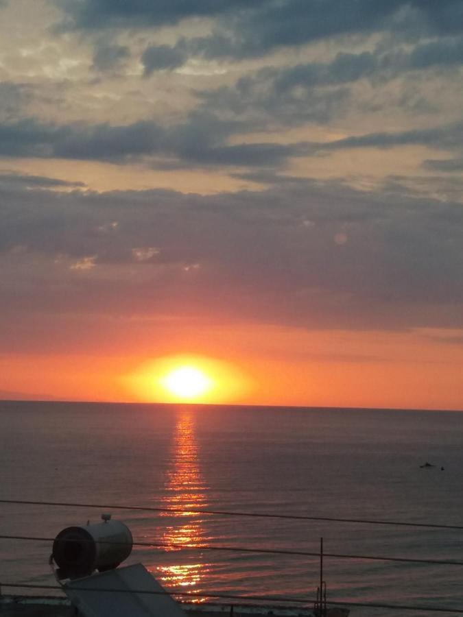Sea View Apartments Aphrodite เลปโตการายา ภายนอก รูปภาพ